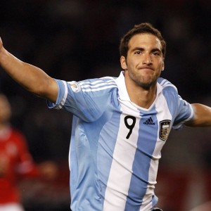 九游官网pc-球员个人品牌发展：从篮球明星到全球偶像，篮球明星品牌标志