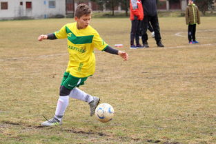 九游娱乐入口-中国足球运动员比赛心态管理策略，足球运动员比赛心理分析